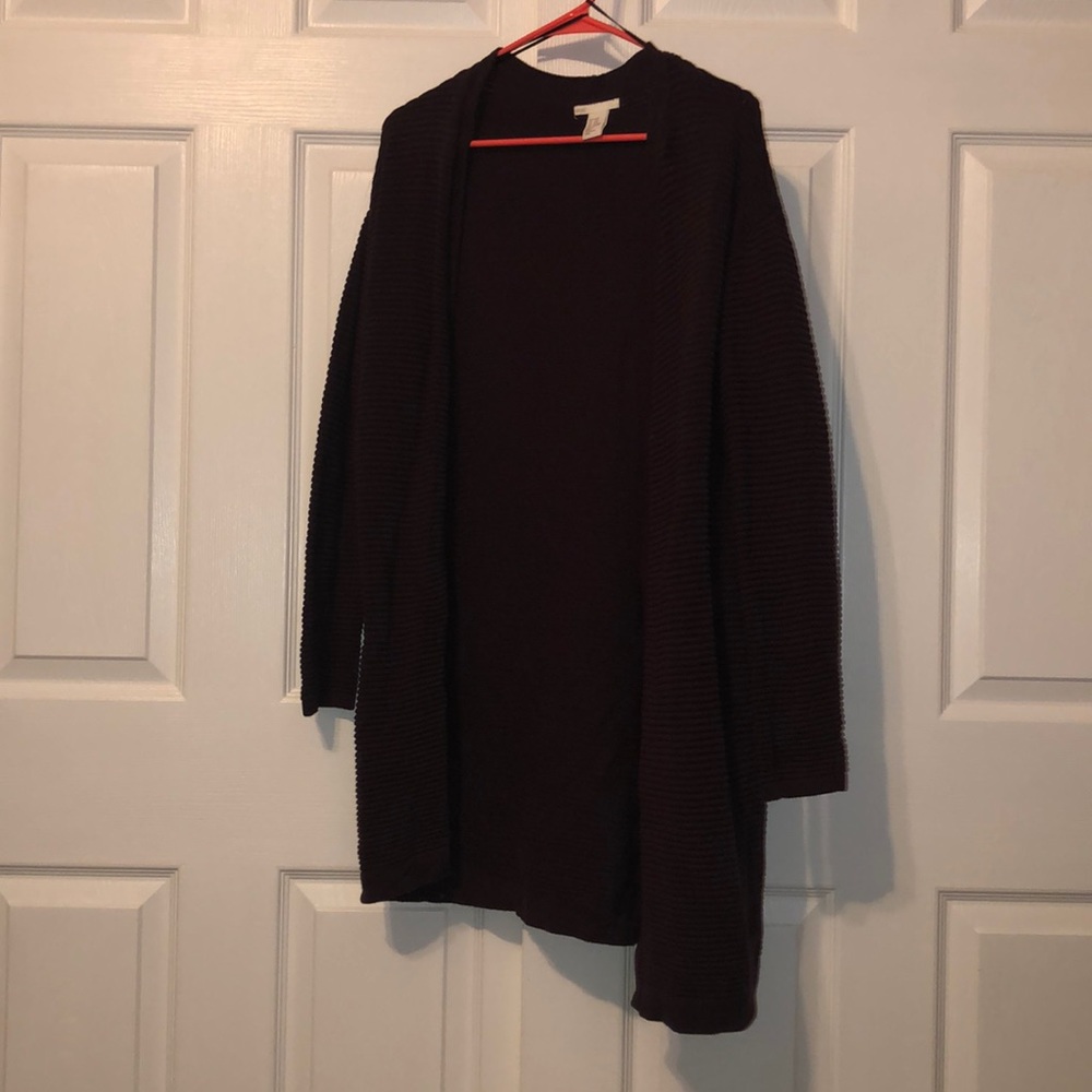 Lightly worn cardigan
